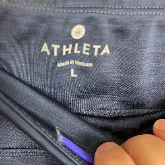 ATHLETA SONAR Capri Leggings Blue White Colorblock Zip Pocket Size L 1477 - Picture 2 of 3